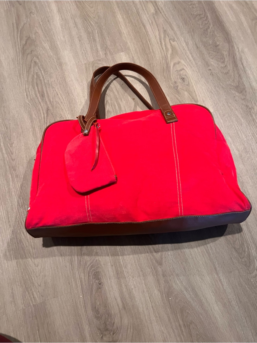 Tommy Hilfiger Red Canvas Travel Tote with Brown Leather Handles - Picture 12 of 16
